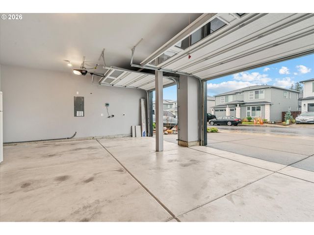 723 Sw 49TH Dr, Gresham, OR 97080