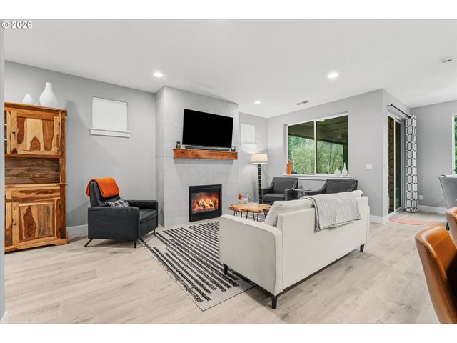 723 Sw 49TH Dr, Gresham, OR 97080