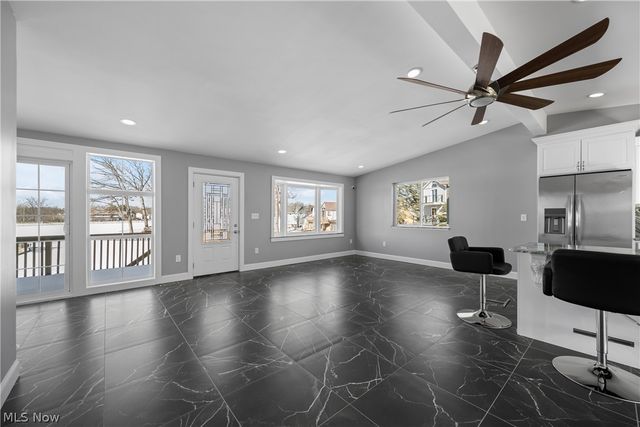 253 Aqua Boulevard, Coventry, OH 44319