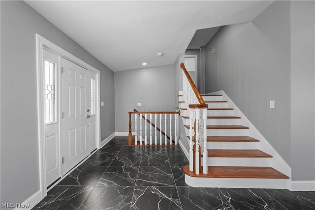 253 Aqua Boulevard, Coventry, OH 44319