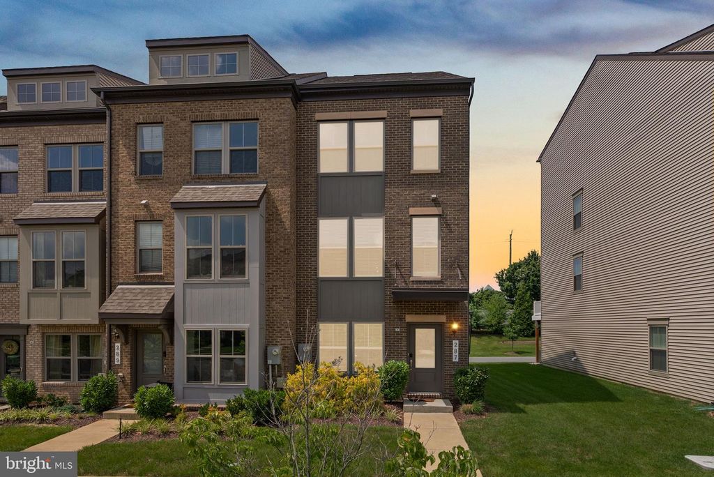 287 PHOENIX DR, Upper Marlboro, MD 20774