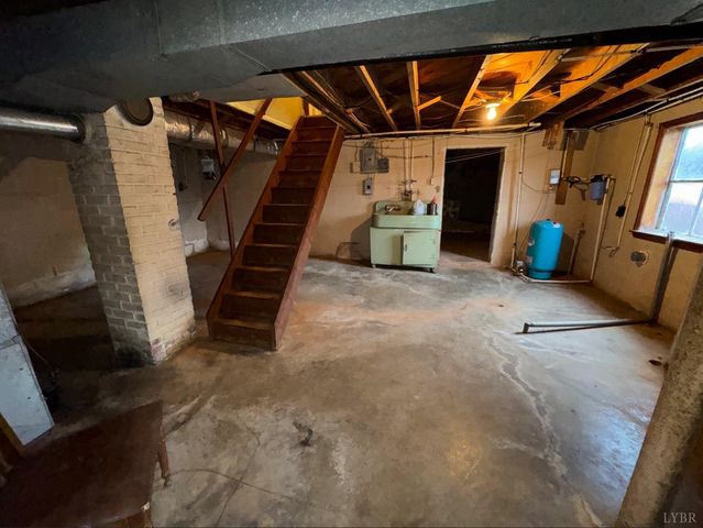 126 Rothwood Road, Monroe, VA 24574