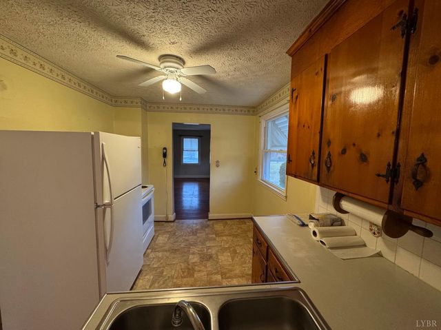 126 Rothwood Road, Monroe, VA 24574