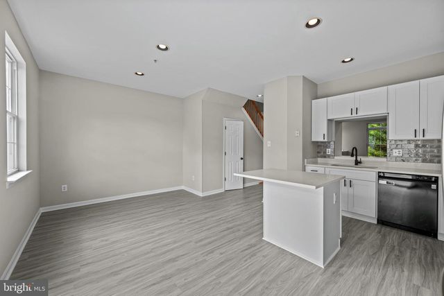 7201 SOLAR WALK, Columbia, MD 21046