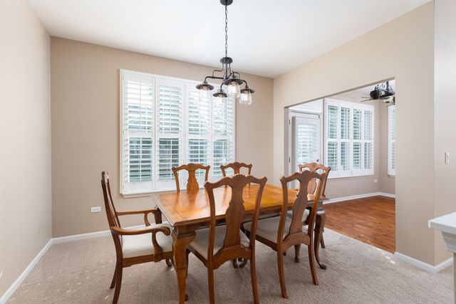 2629 Camberley Circle, Naperville, IL 60564