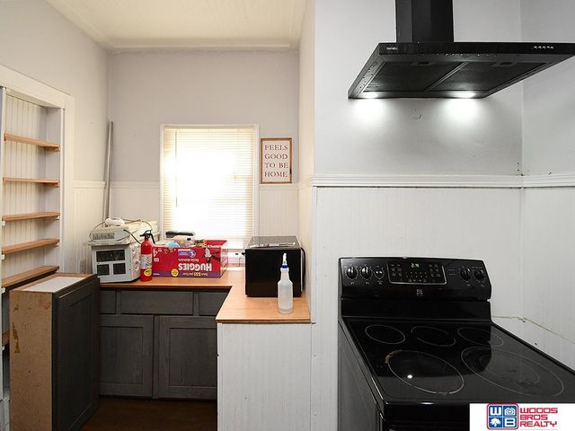 700 S 27th Street, Lincoln, NE 68510