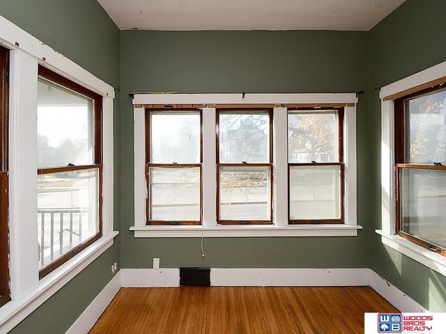 700 S 27th Street, Lincoln, NE 68510