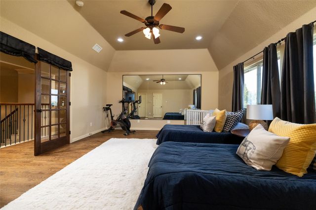 201 N Oakvista Court, Aledo, TX 76008