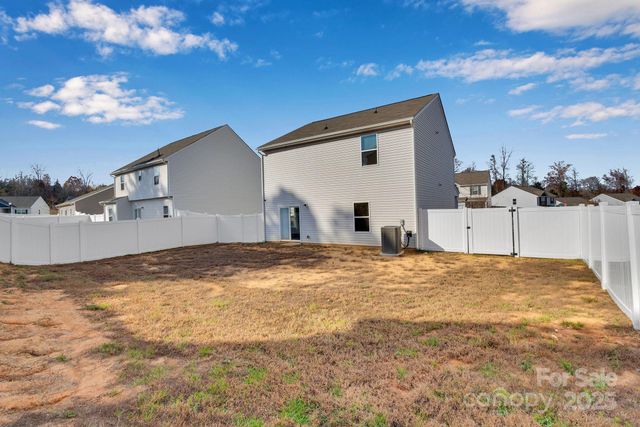 4354 One Mile Way, Charlotte, NC 28215