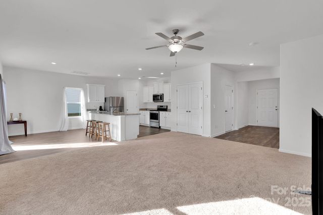 4354 One Mile Way, Charlotte, NC 28215