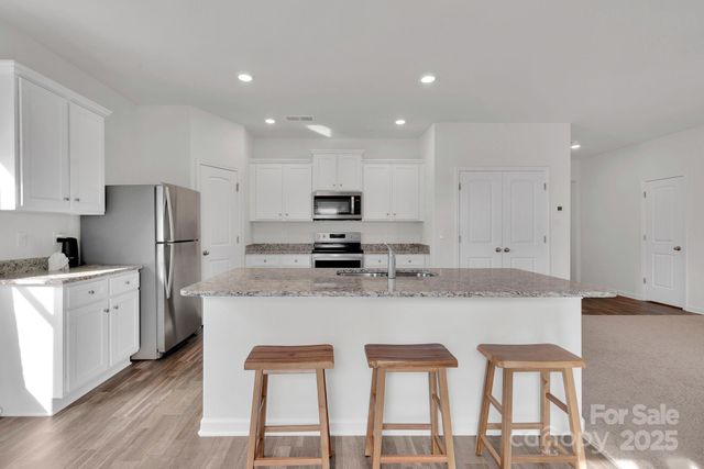 4354 One Mile Way, Charlotte, NC 28215