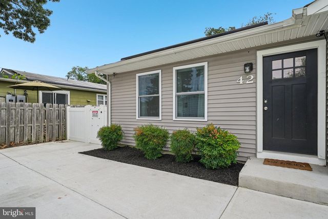 42 FRANKLIN AVE, Villas, NJ 08251