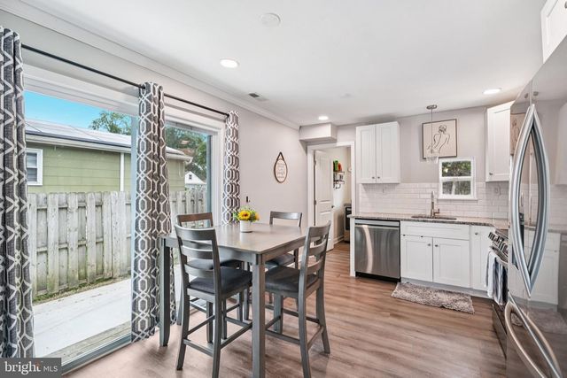 42 FRANKLIN AVE, Villas, NJ 08251