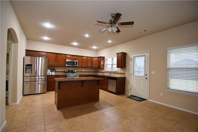 2914 N 14Th Court, Rogers, AR 72758