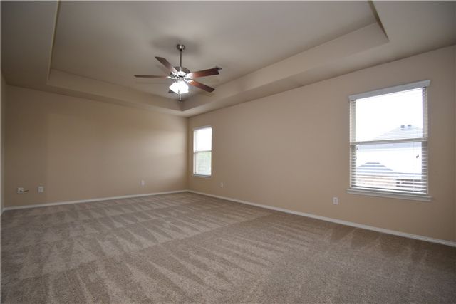 2914 N 14Th Court, Rogers, AR 72758