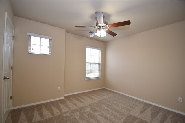 2914 N 14Th Court, Rogers, AR 72758