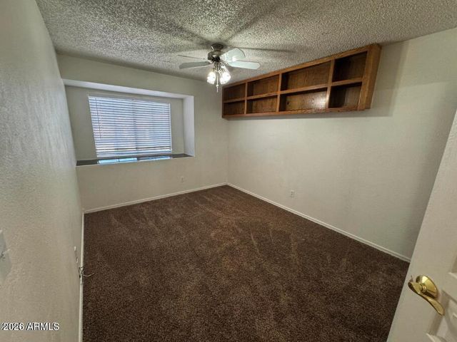 4053 E Woodland Drive, Phoenix, AZ 85048