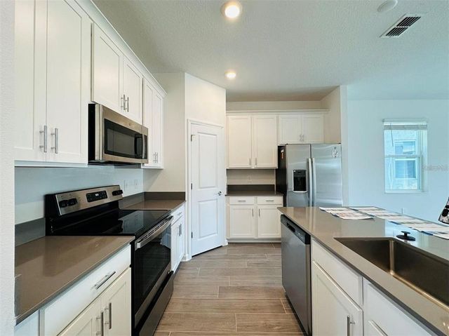 2517 RELAXING LANE, Kissimmee, FL 34744
