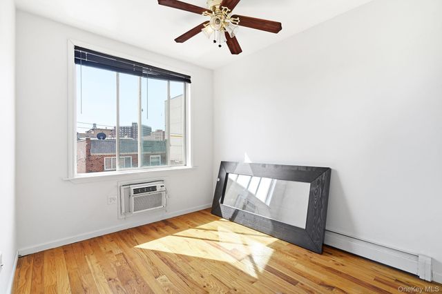 747 E 213th Street, Bronx, NY 10467