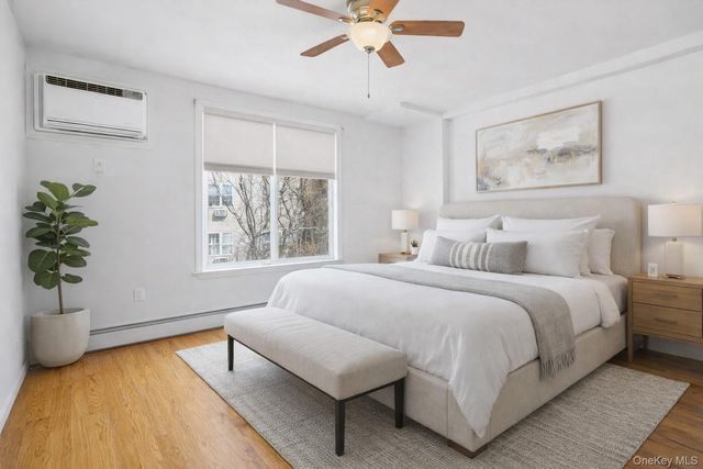 747 E 213th Street, Bronx, NY 10467