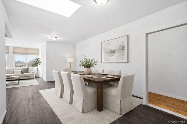 747 E 213th Street, Bronx, NY 10467