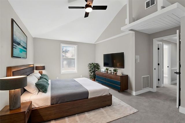 2901 S PALMETTO AVENUE, Sanford, FL 32773