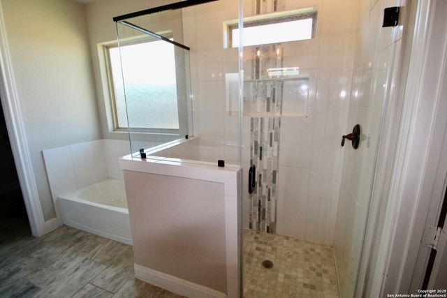 153 medium meadow, Lytle, TX 78052