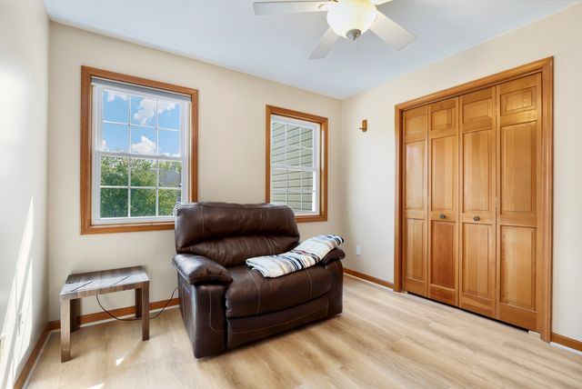559 Bradbury Lane, Geneva, IL 60134