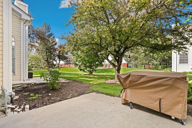 559 Bradbury Lane, Geneva, IL 60134