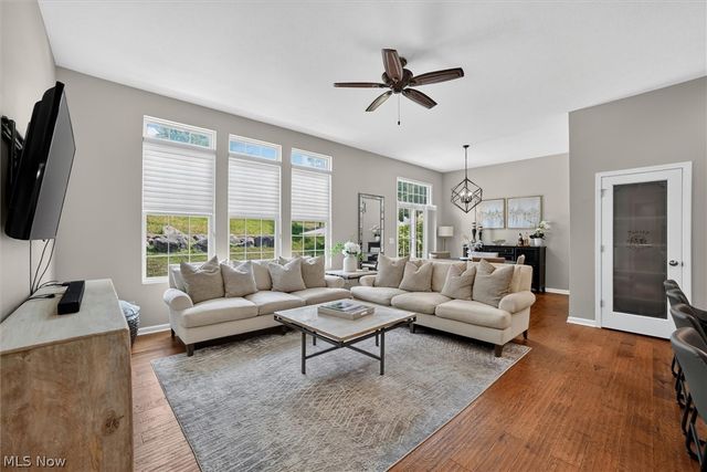 110 Trailhead Lane, Berea, OH 44017