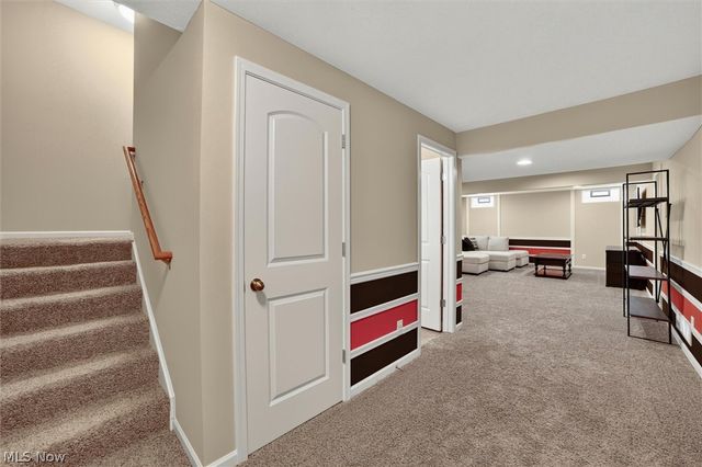 110 Trailhead Lane, Berea, OH 44017