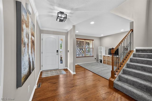 110 Trailhead Lane, Berea, OH 44017