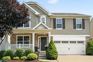 110 Trailhead Lane, Berea, OH 44017