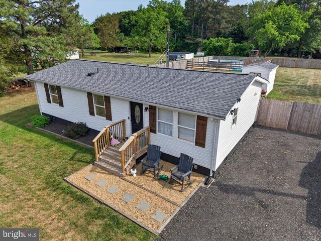 8427 PAMUNKEY RD, Spotsylvania, VA 22551