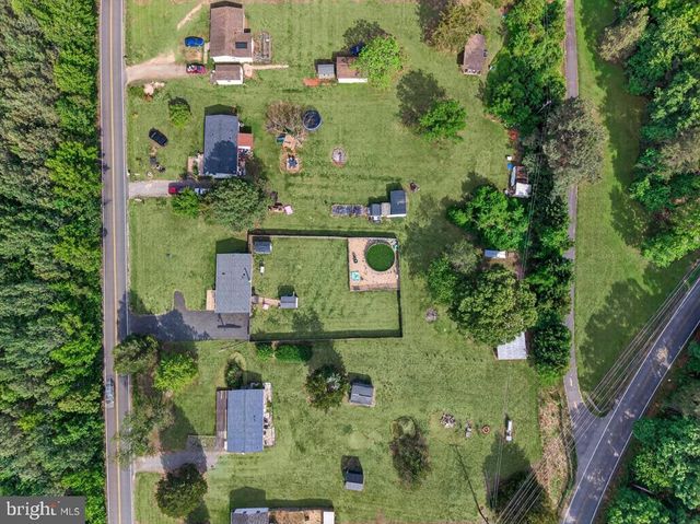 8427 PAMUNKEY RD, Spotsylvania, VA 22551
