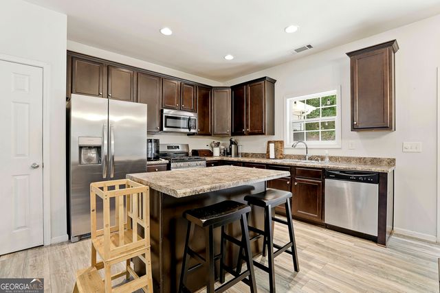 7 Casey Road, Newnan, GA 30263