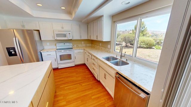 2080 Channelford Road, Westlake Village, CA 91361
