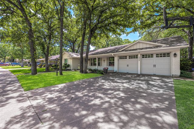 1822 Holm Oak Street, Arlington, TX 76012