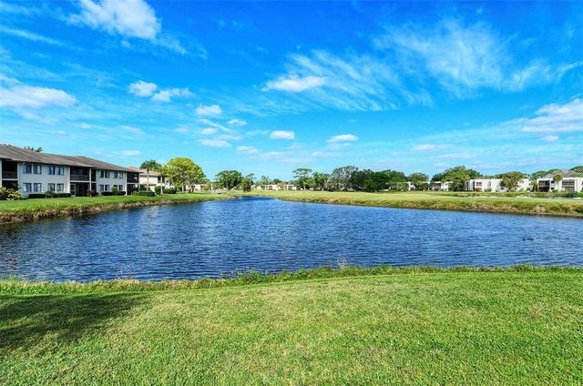 5235 WILLOW LINKS 41, Sarasota, FL 34235