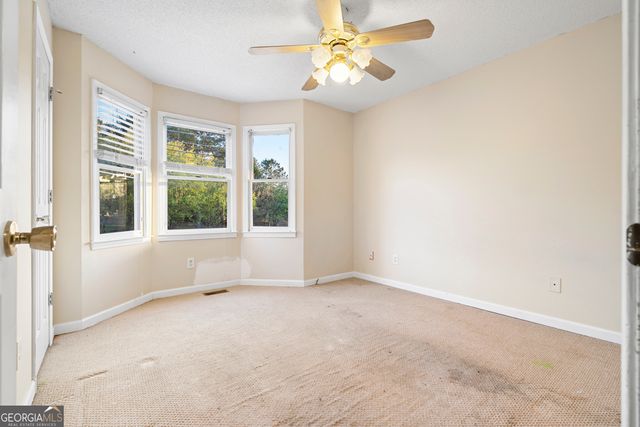 10 Laurel Cove SW, Euharlee, GA 30120