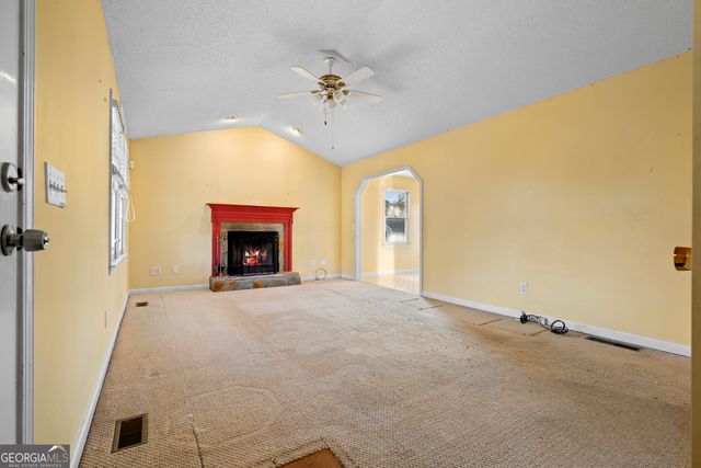 10 Laurel Cove SW, Euharlee, GA 30120