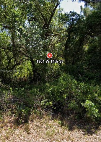 1901 W 14th St, Lehigh Acres, FL 33972