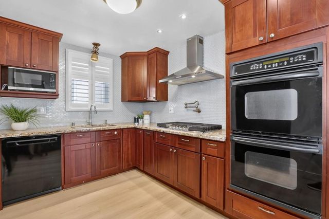 227 Rockwood Drive, South San Francisco, CA 94080