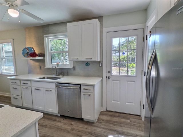 1431 PALOMA LANE, Dunedin, FL 34698