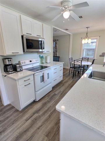 1431 PALOMA LANE, Dunedin, FL 34698