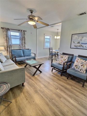 1431 PALOMA LANE, Dunedin, FL 34698