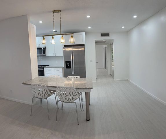 20 PRESCOTT A 20, Deerfield Beach, FL 33442