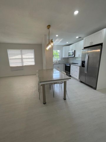 20 PRESCOTT A 20, Deerfield Beach, FL 33442