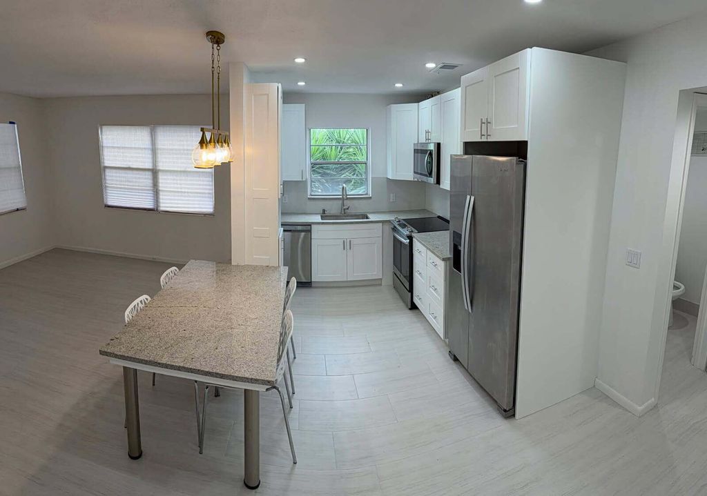 20 PRESCOTT A 20, Deerfield Beach, FL 33442