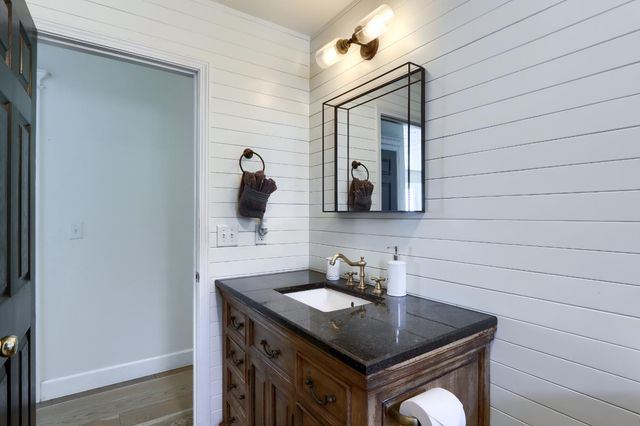 40740 Road 425a, Oakhurst, CA 93644